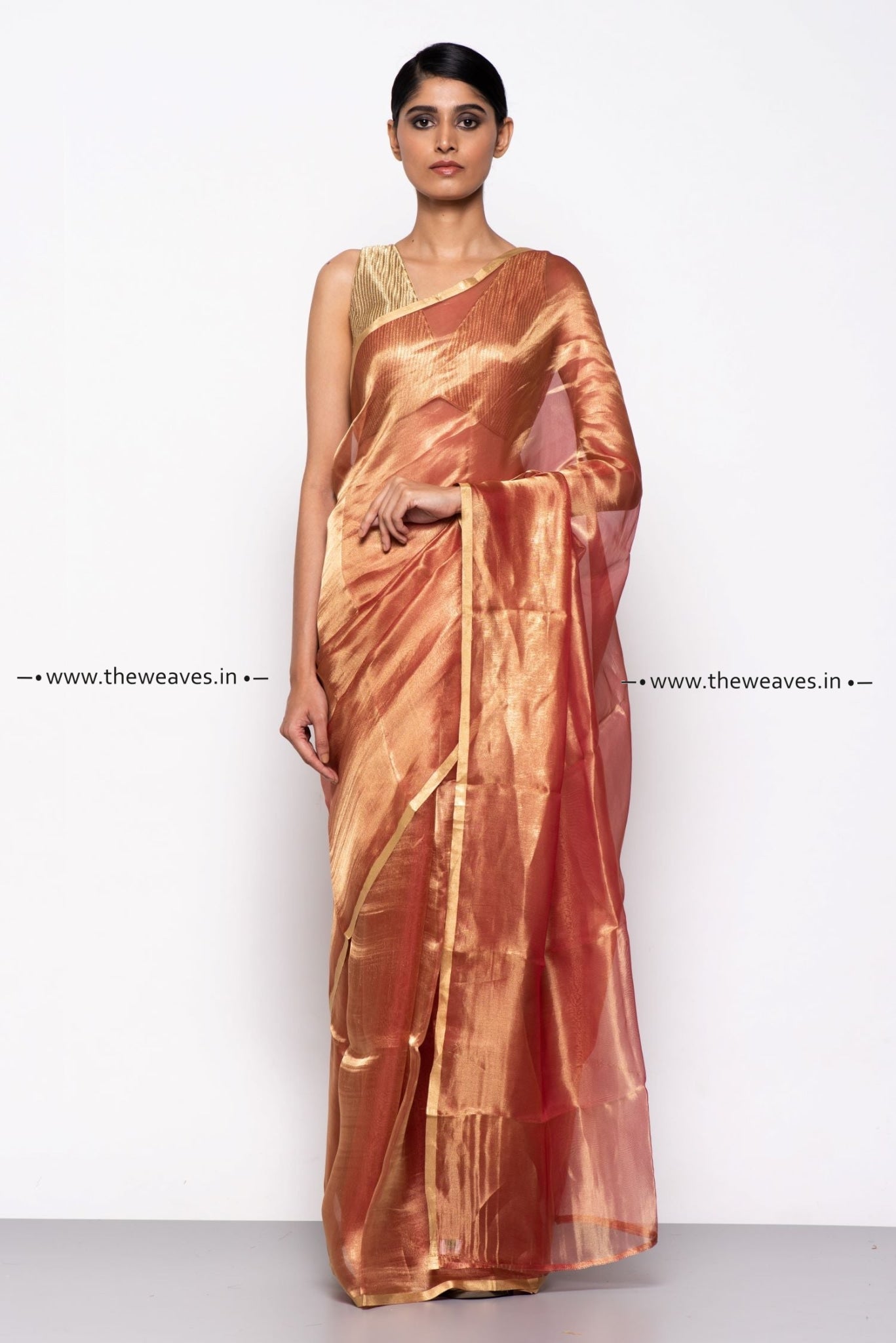 Handwoven Silver Tissue Silk Saree – Sumangal Banaras